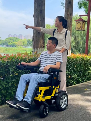 威之群电动轮椅智能全自动老人专用折叠后躺四轮残疾人老年代步车