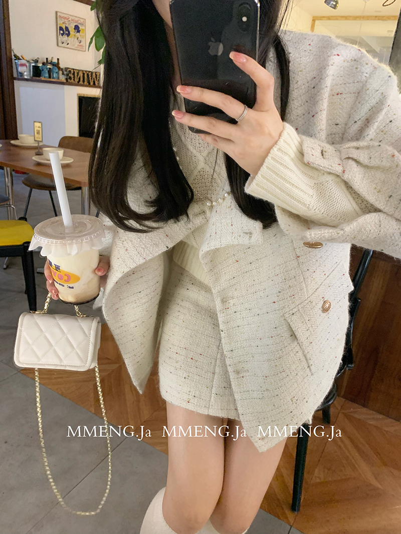 2022冬季显白外套财阀千金百搭