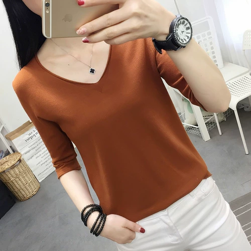 Приятный телу весенний тонкий трикотажный свитер, V-образный вырез, коллекция 2022, в корейском стиле, оверсайз