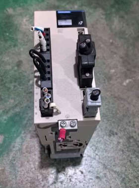 7系伺服驱动器SGD7S-5R5A00A002 750W议价