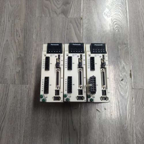 【】MBDLT25SF 伺服驱动器，伺服，议价