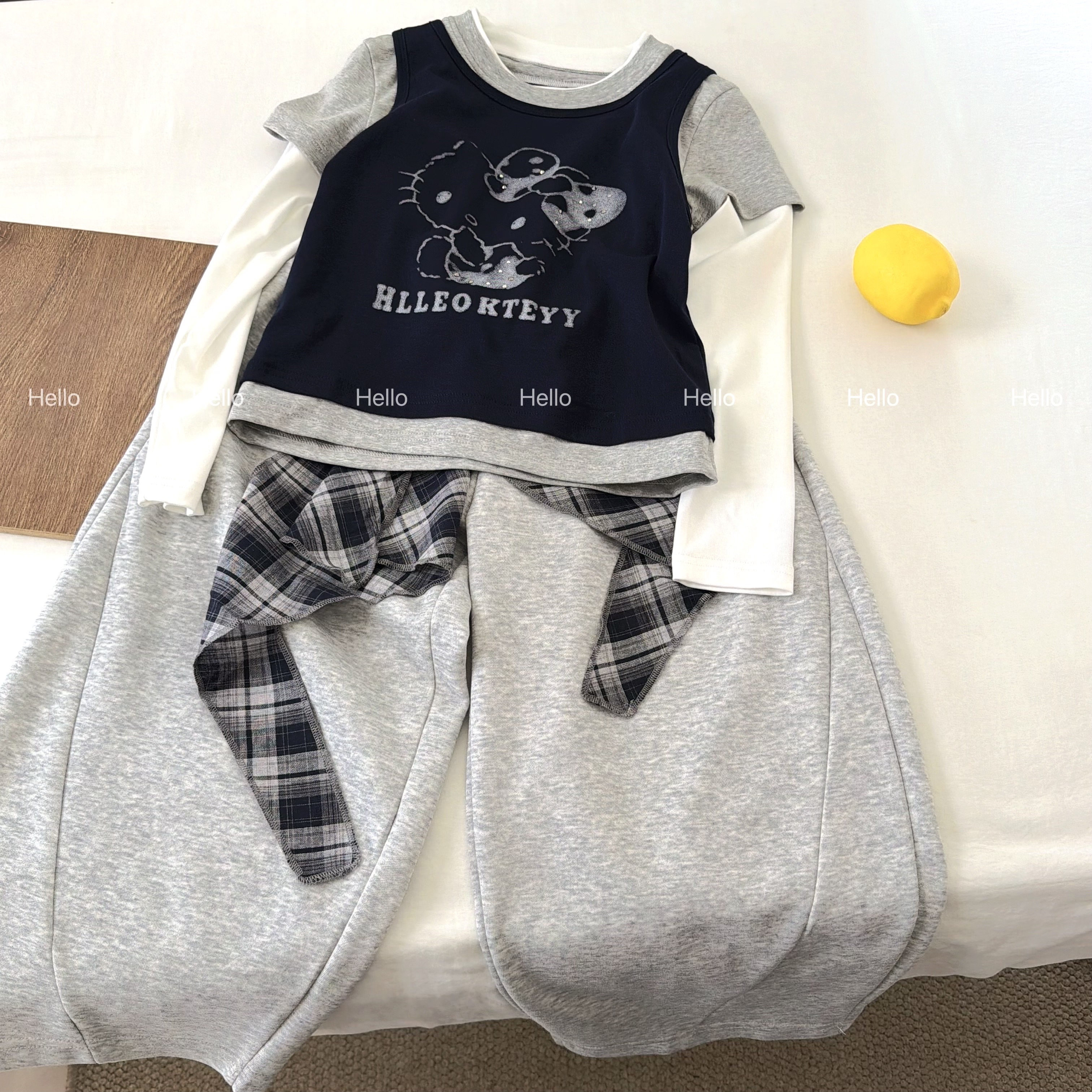 女童KT假三件套装春秋辣妹风长袖T弹力棉拼接修身打底衫+弯刀卫裤