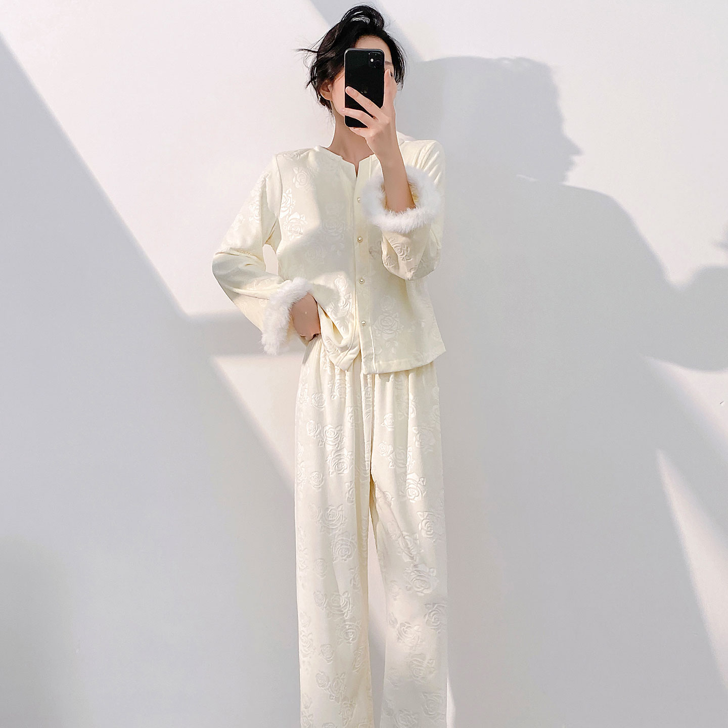 玫瑰压花毛毛袖海岛绒睡衣女秋冬新款显瘦开衫家居服长袖保暖睡衣