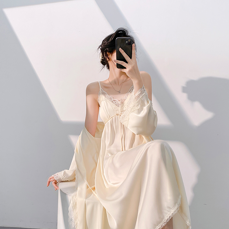 Geniequeen性格冰雪丝吊带睡裙女