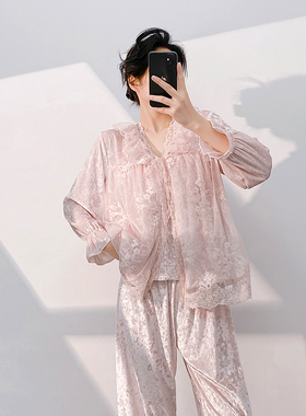 春秋性感金丝绒吊带睡衣女士三件套韩式蕾丝新款家居服套装钻石绒