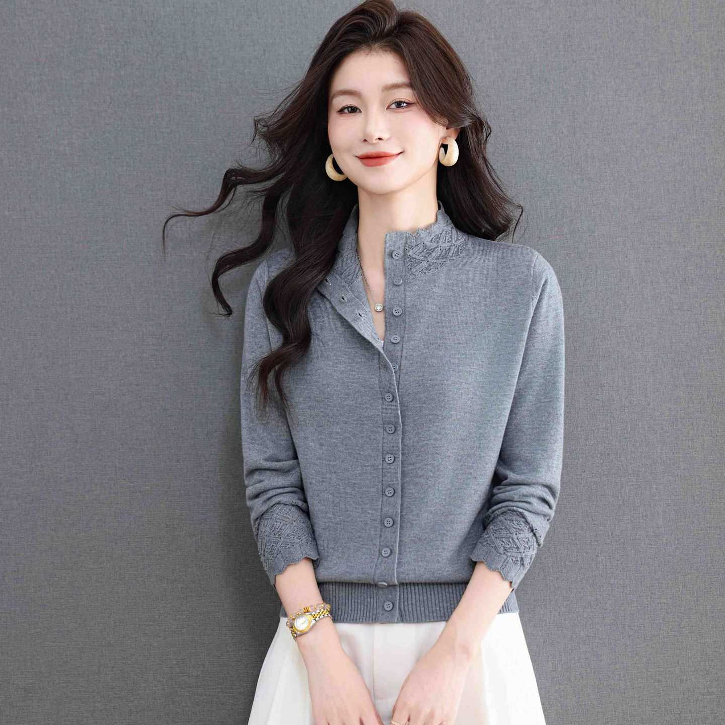 官方立领木耳边针织开衫女2026秋季纯色排扣外套宽松长袖简约毛衣