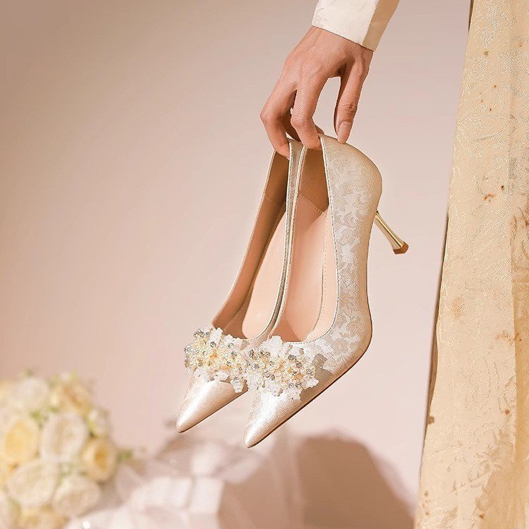 小众国风新中式高跟鞋婚鞋女2024新款新娘秀禾服婚纱两穿配旗袍