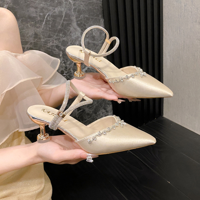 尖头法式高跟鞋女2025新款秀禾婚纱两穿新娘鞋宴会伴娘鞋日常可穿