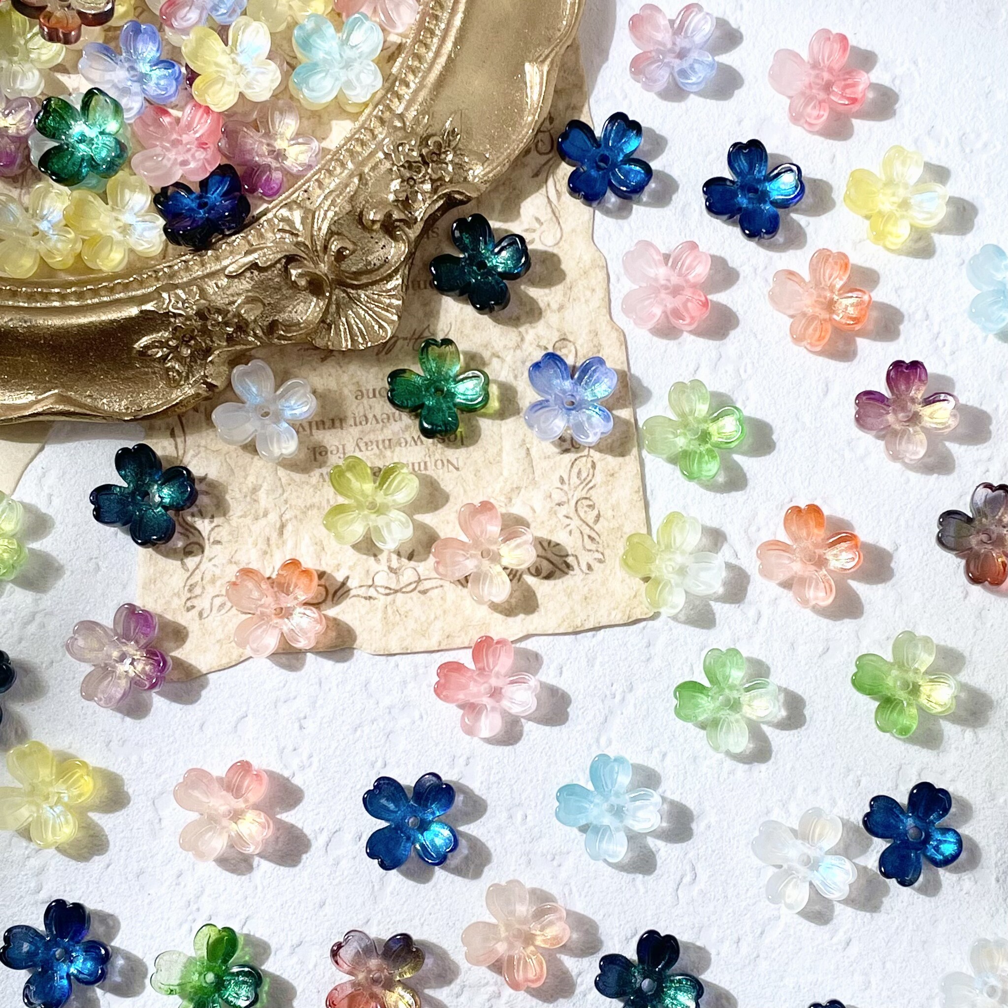 10mm琉璃四叶草花瓣diy手工材料图片