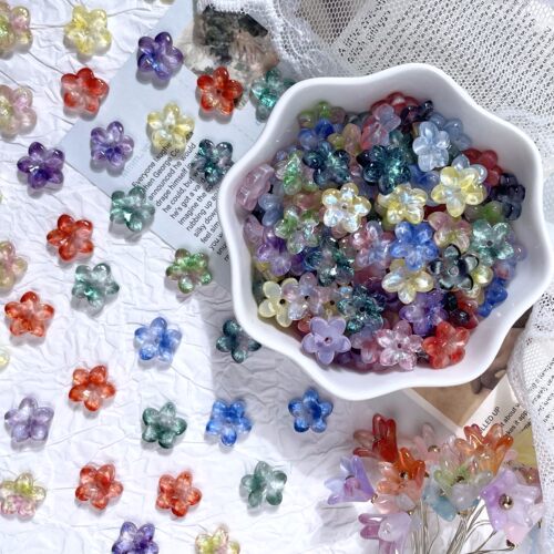 10mm琉璃五瓣桃花立体中孔花朵