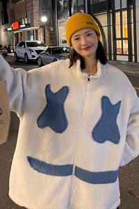 EY101 冬季新款港风潮女羊羔毛笑脸刺绣加厚衣服外套宽松P105图片