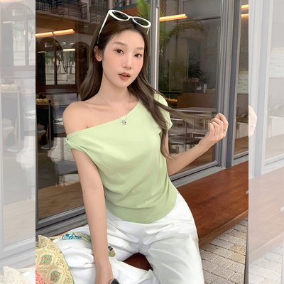 【T恤】2025斜肩短袖T恤女夏季设计感修身气质薄荷绿针织短上衣女