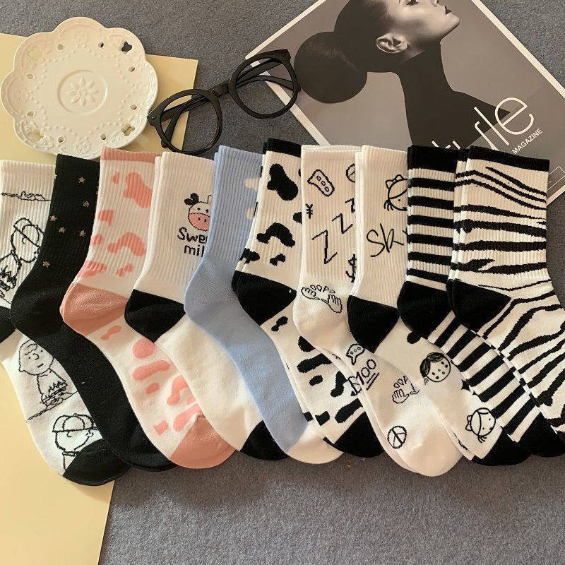 袜子女韩版中筒ins潮日系秋冬学生运动牛奶斑马纹情侣长筒袜子男