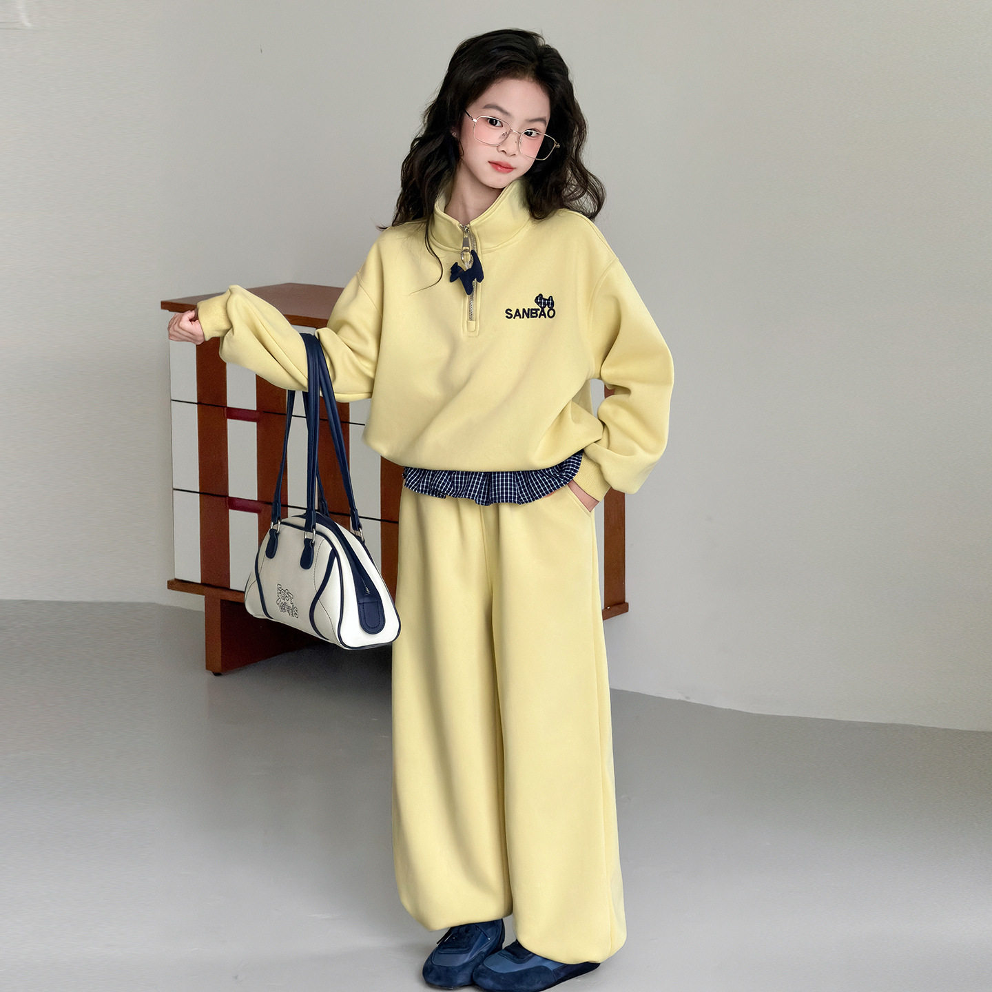 女童韩系高级感穿搭套装2026新款春装女大童卫衣洋气时髦儿童裤子