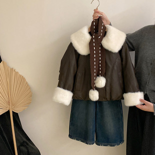 女童秋冬2025儿童女孩冬季加绒加厚皮夹克加绒九分牛仔裤两件套潮