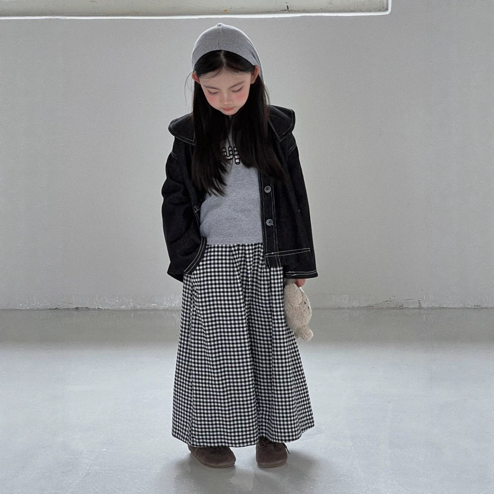 女童外套2026秋季新款儿童韩系大翻领黑色牛仔衣女宝贴布刺绣开衫