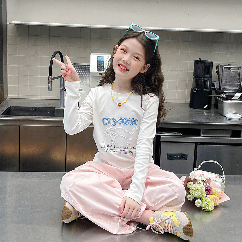 女童洋气白t恤大童修身短装内搭上衣儿童长袖打底2026春秋装新款