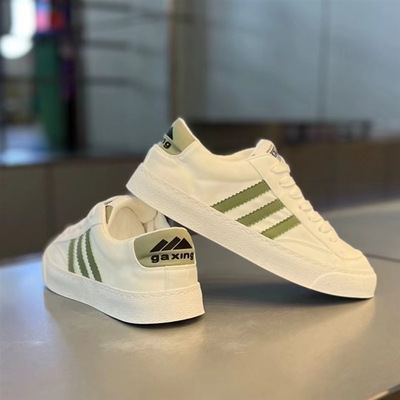 帆布男鞋春夏季2025年新款休闲小白鞋男士百搭三道杠经典平底板鞋