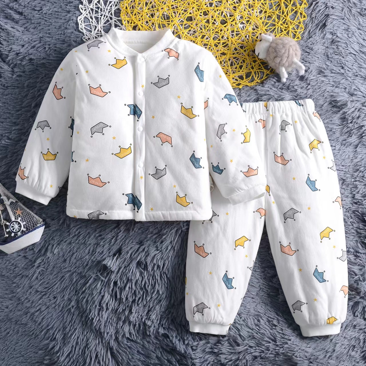 婴乐岛儿童夹棉保暖衣冬季