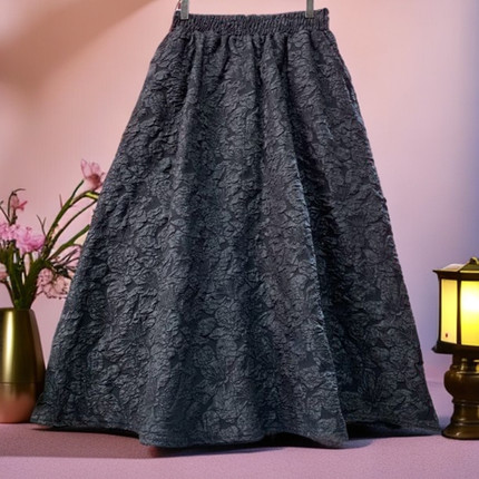 黑色立体~浮雕提花蓬蓬半身裙女秋小众百搭伞裙遮胯中长大摆a字裙