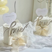 网红情人节木质love蛋糕装 饰插件白色爱心卡片插牌米色蝴蝶结丝带