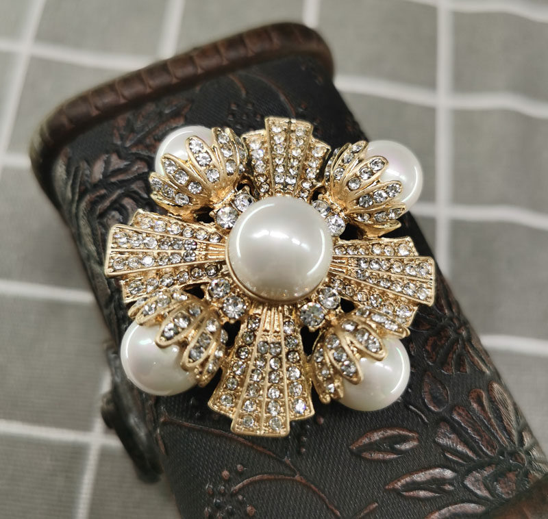 七彩珍珠胸针做旧十字宝石双层别针女大气质感胸花古董中国风配饰