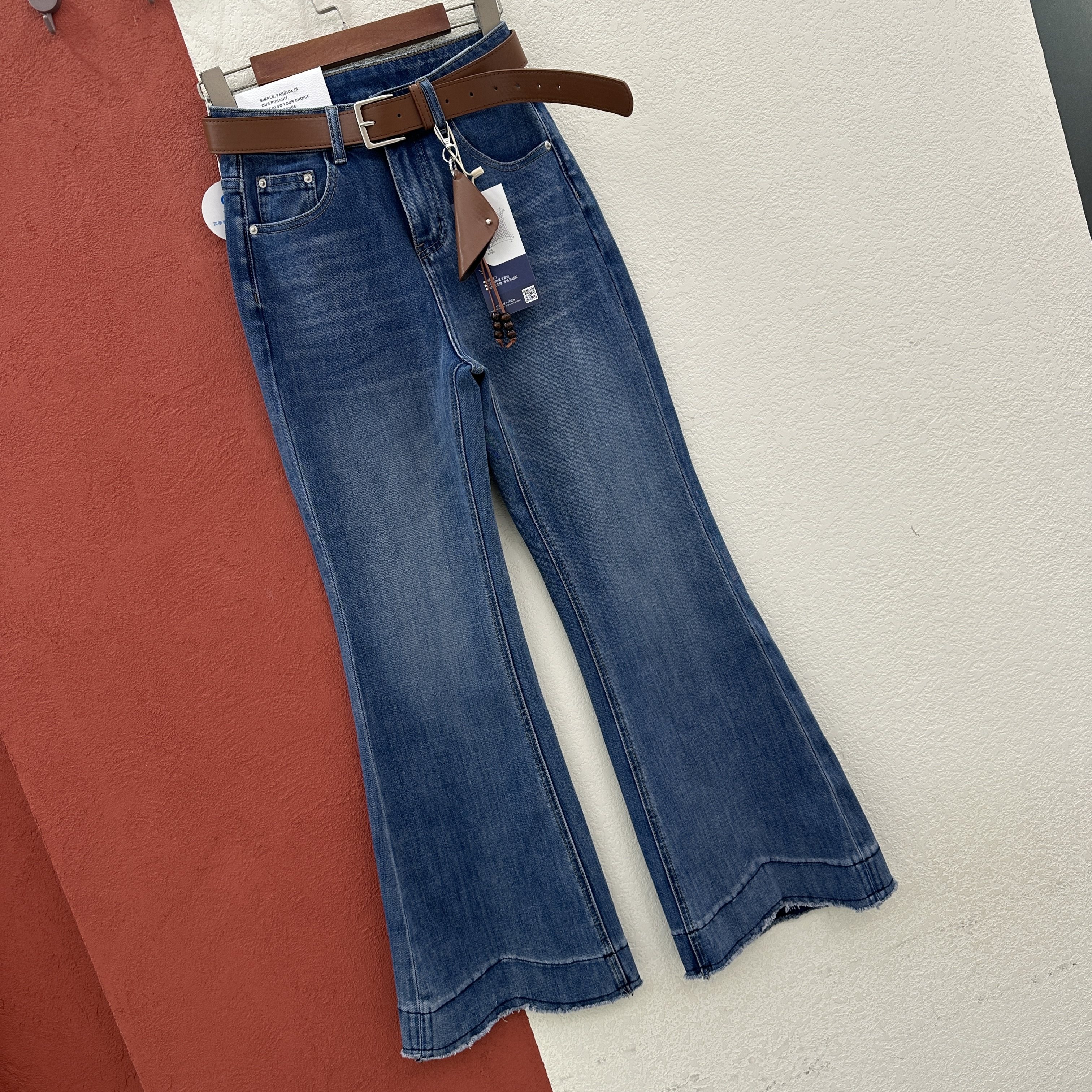 2026春款HYFS JEANS红提子66030牛仔裤女高腰显瘦毛边喇叭裤微喇