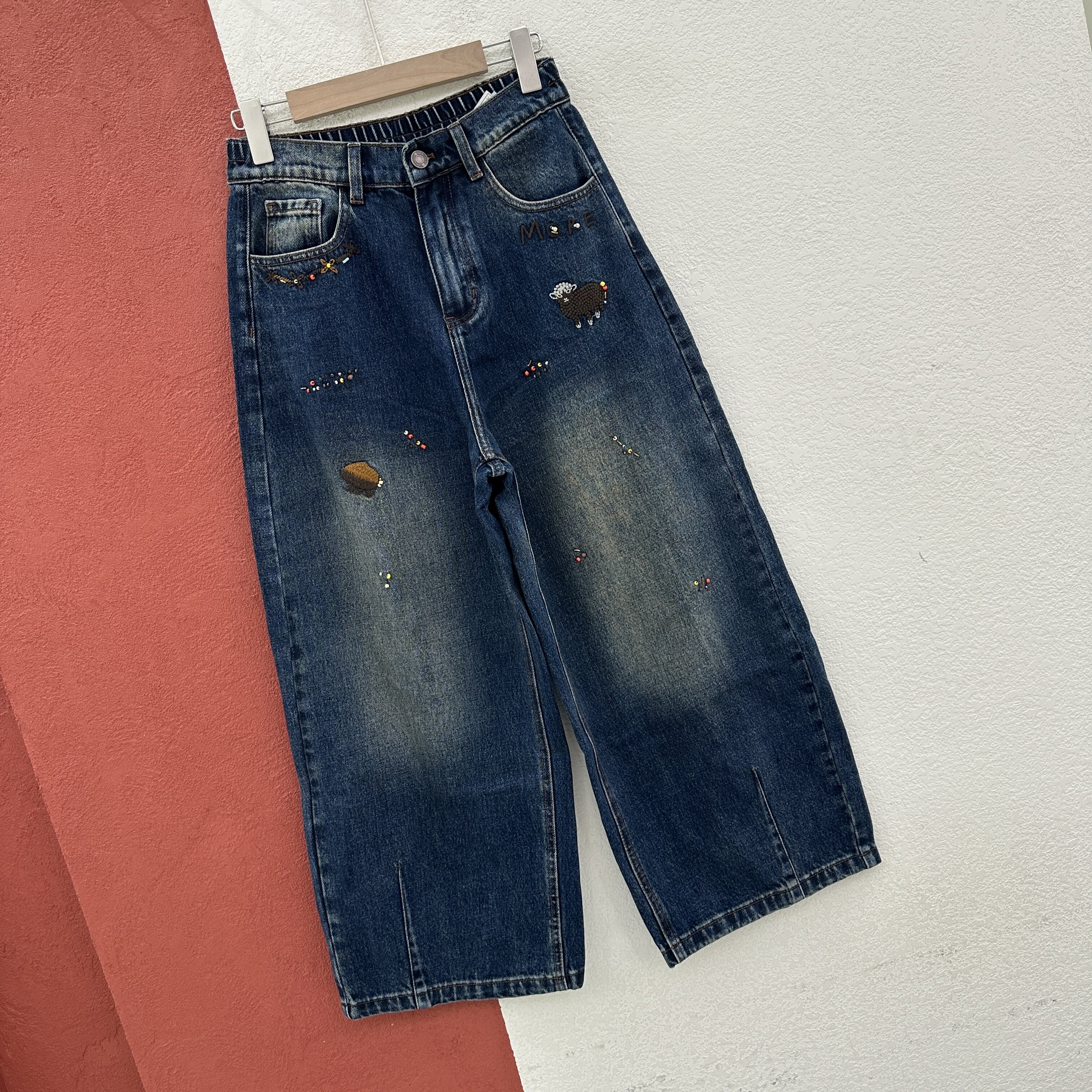 2026秋款Q FASHION JEANS欧货刺绣小羊弯刀九分牛仔裤女半松紧腰