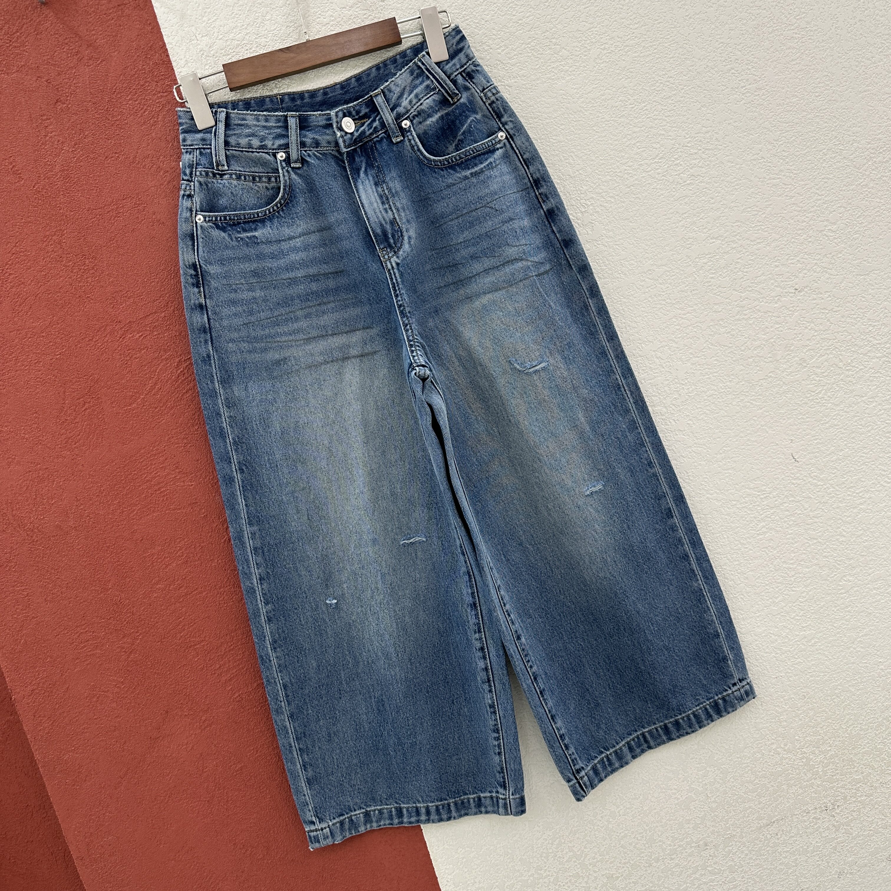 2026春款YKK港恋68101牛仔裤女高腰显瘦八分阔腿裤破洞弯刀裤直筒