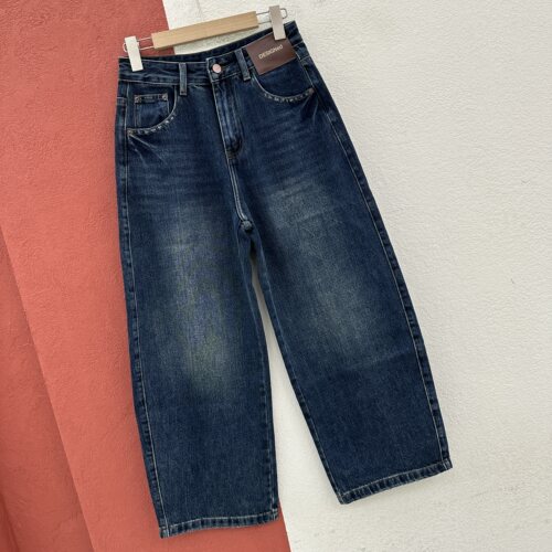 2026秋款YAK JEANS阿里莎莎87889牛仔裤女皮牌铆钉弯刀裤九分束脚