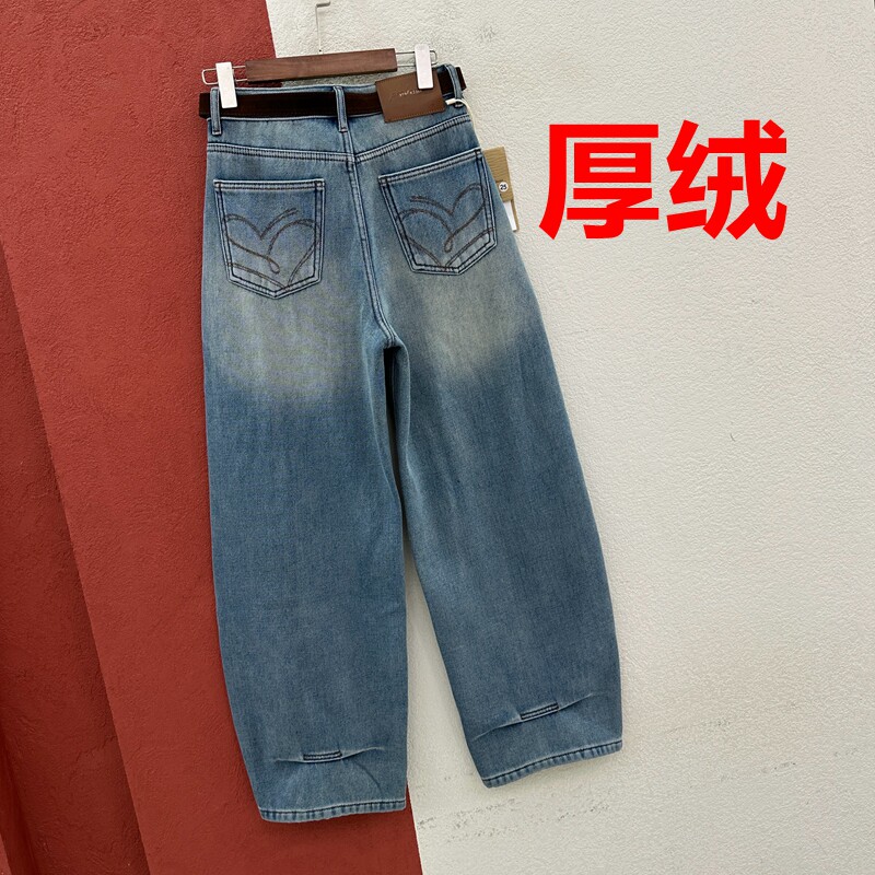 冬季FASHION JEANS红提子19578牛仔裤女厚绒刺绣爱心弯刀裤缩脚裤