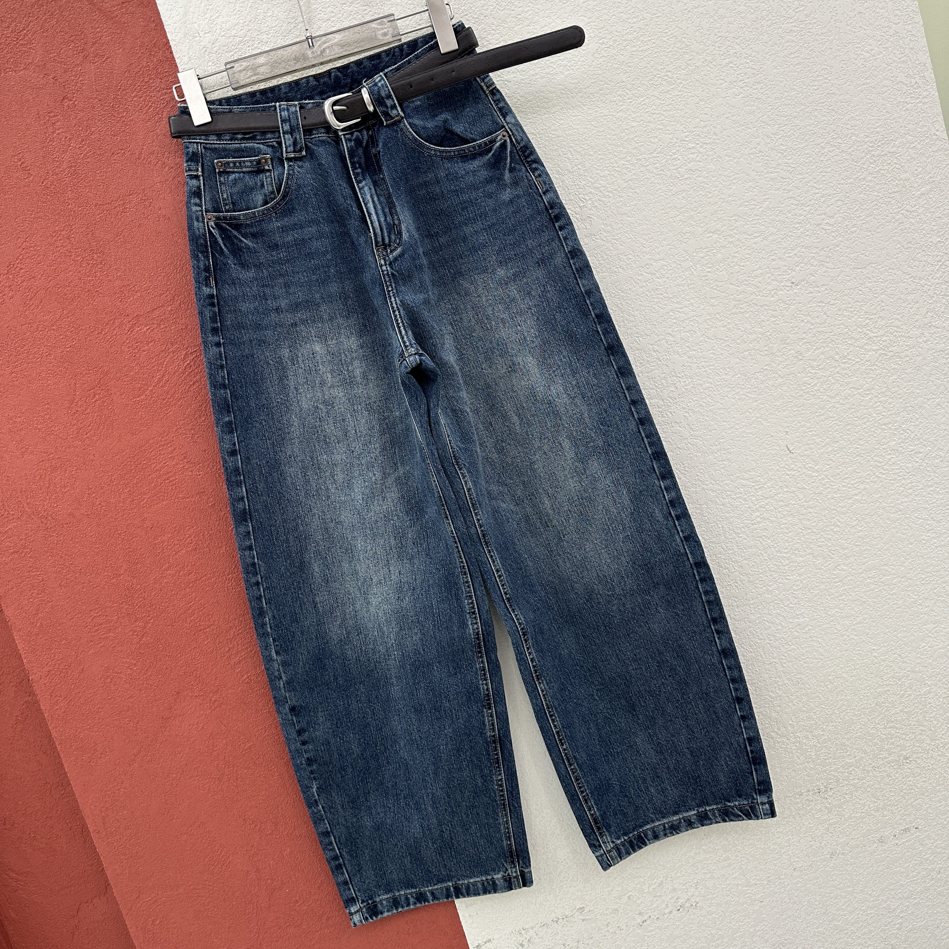 Q FASHION JEANS酷希莱61388弯刀裤欧货高腰牛仔裤女宽松百搭筒裤