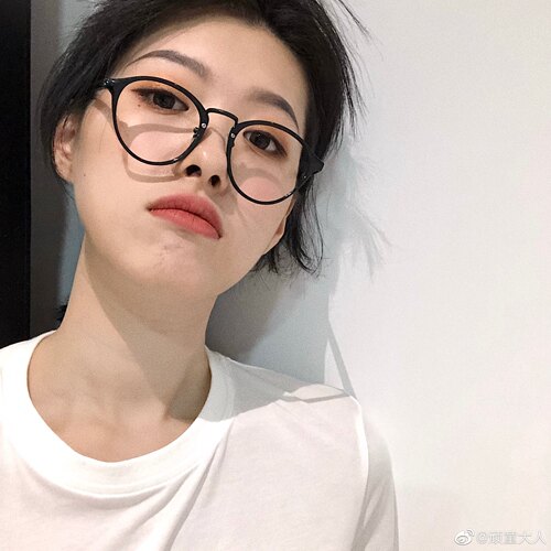 關於顽童大人黑色安利可爱眼镜框
