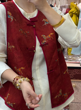 淼奕77新中式马上有钱红色宴会款短马甲百搭显瘦高定印花马甲上衣