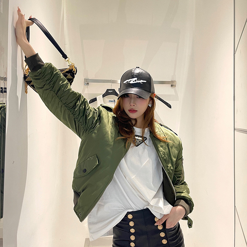 Forevercan2025早春 saint laure**经典款复古牛油果绿棒球服外套,女装/女士精品,棉衣/棉服,淘宝优惠券,粉丝福利购,淘宝优惠卷