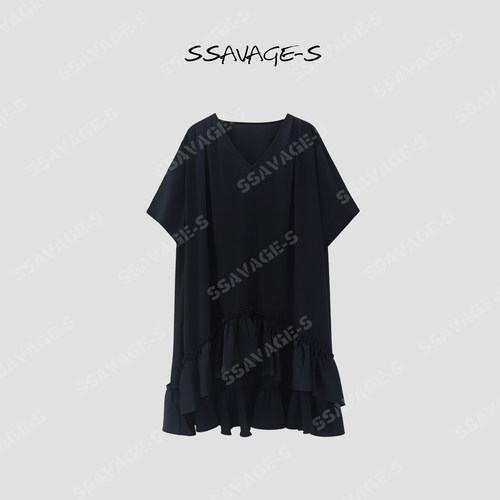 SSAVAGE女装”墨柔朵“哑光亮缎不规则遮肉连衣裙
