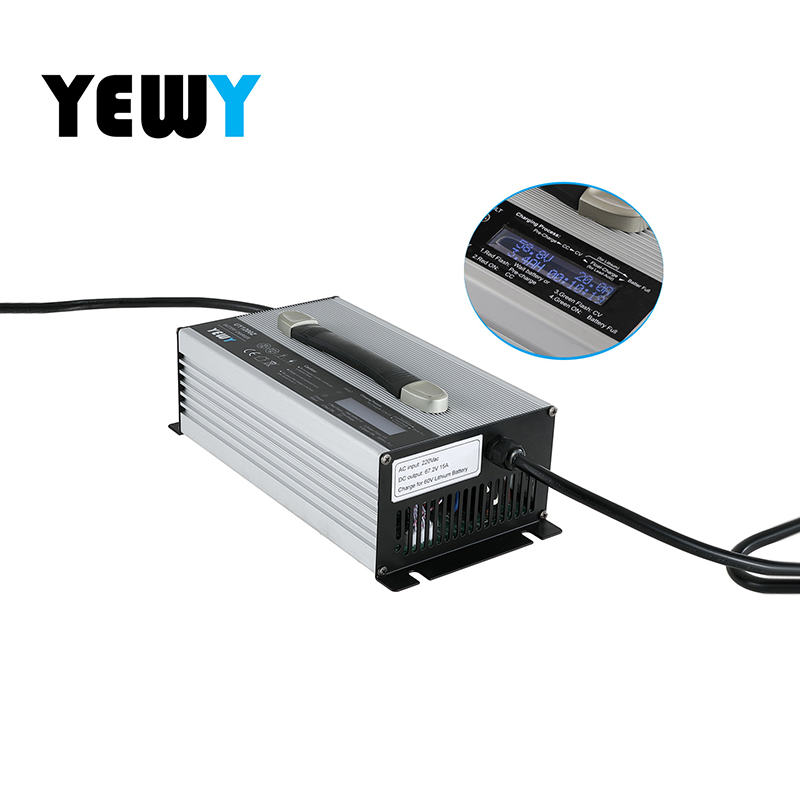 全自动60V15A锂电池充电器洗地机观光车70V12A铅酸充电器UY1200