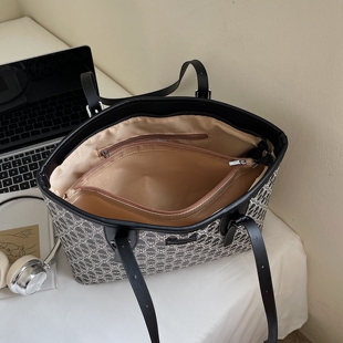 【有拉链夹层】高级感大容量硬底托特包上班通勤包2025新款大包