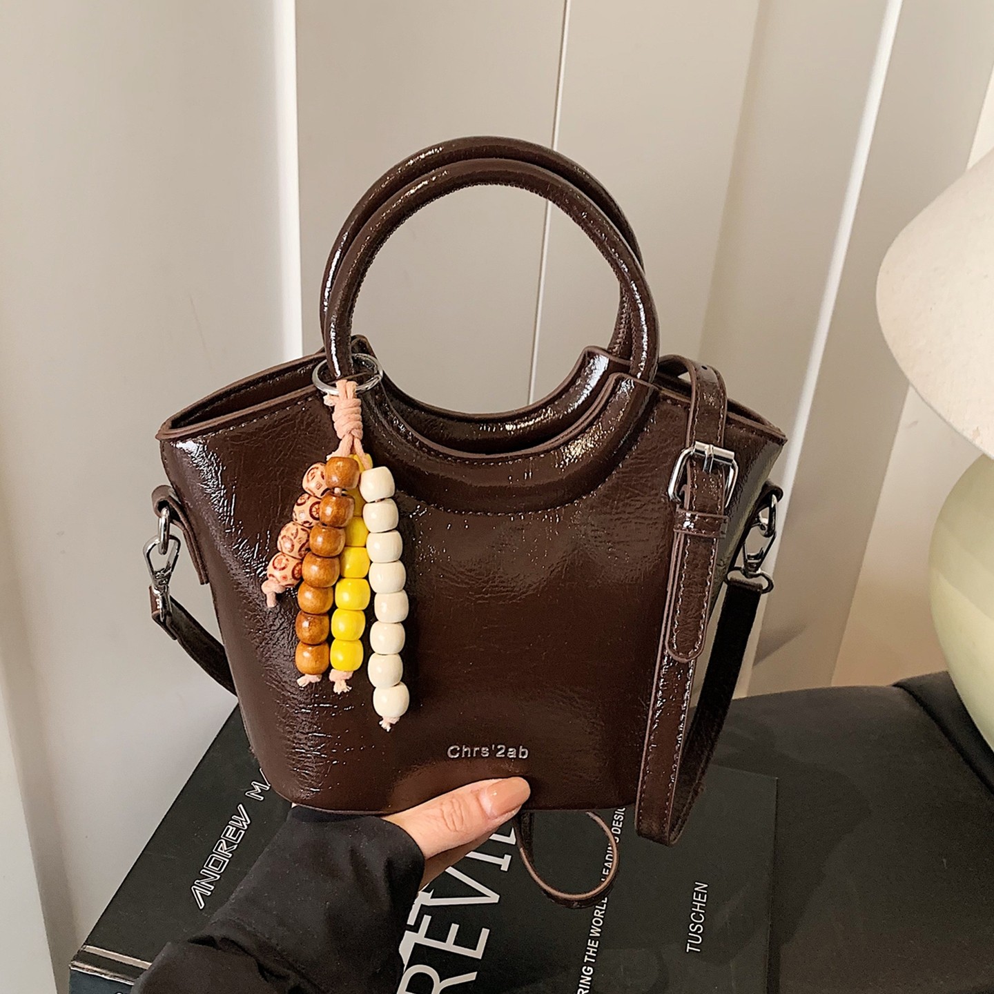 小众设计感咖色手拎斜挎包菜篮子包水桶包2026新款百搭质感小包包,箱包皮具/热销女包/男包,水桶包,淘宝优惠券,粉丝福利购,淘宝优惠卷