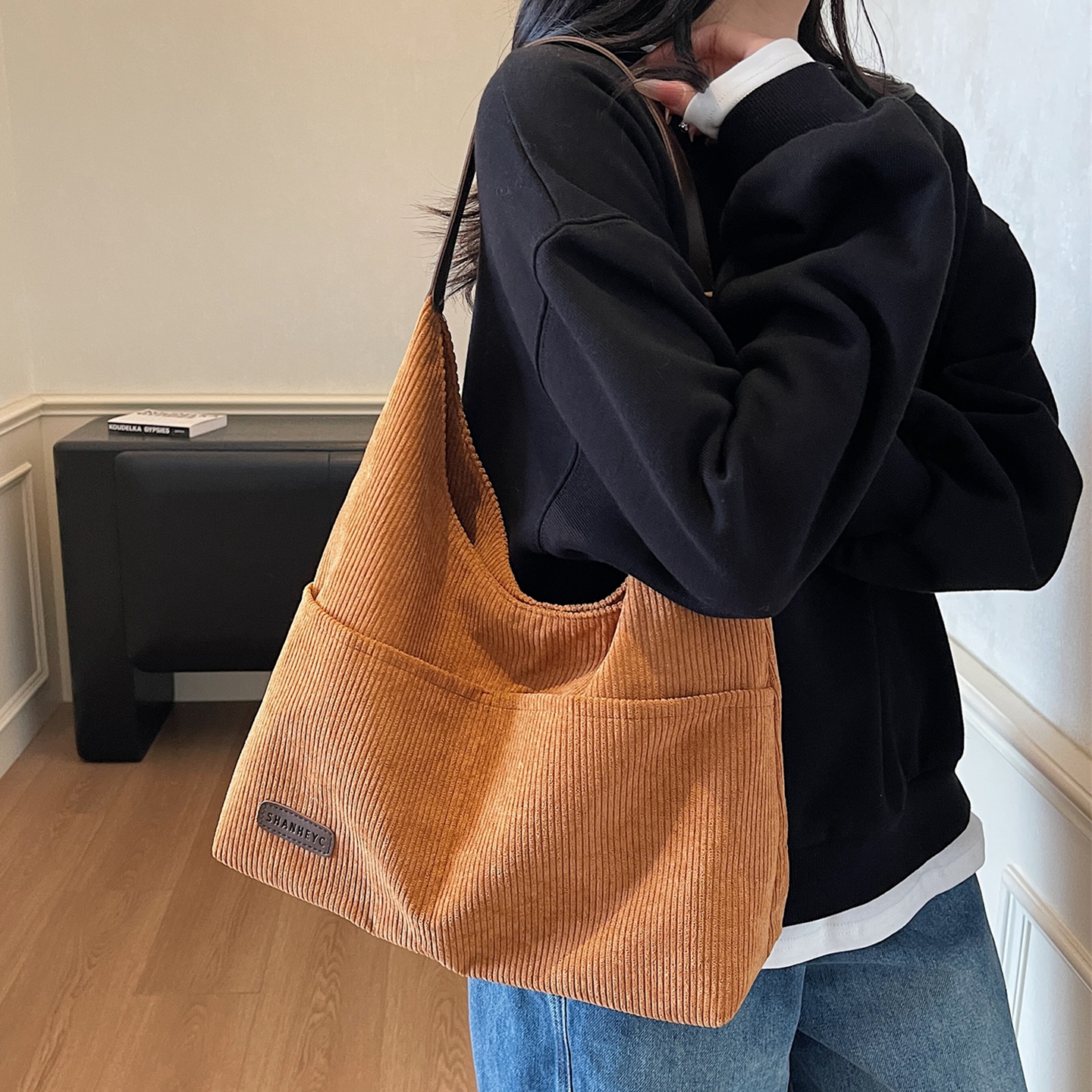 大容量多口袋灯芯绒hobo包