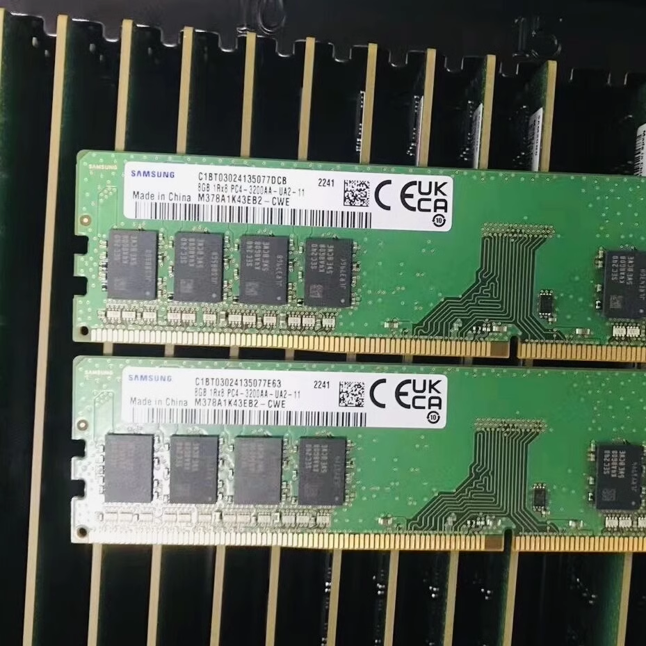 三星8G 1RX8 DDR4 3200 台式机内存 M378A1K43EB2-CWE PC4-3200AA