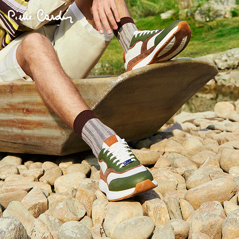 皮尔卡丹休闲鞋复古感多层拼接
