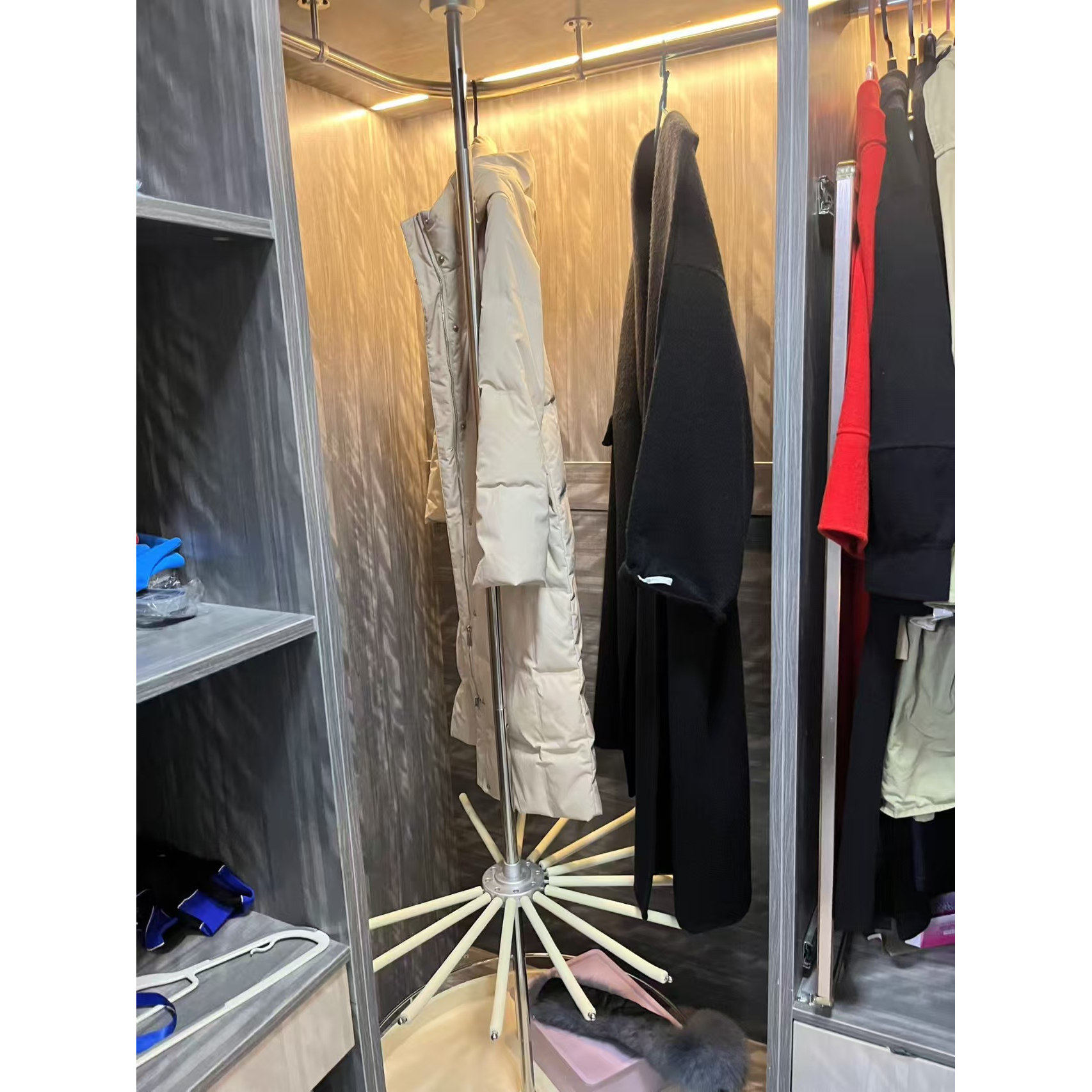 不锈钢加厚弧形杆衣帽间衣柜转角干一体杆扇形收纳挂衣杆