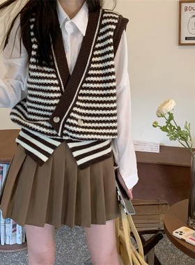 百搭宽松学院风百褶裙套装女春秋季叠穿针织马甲毛衣外套015099