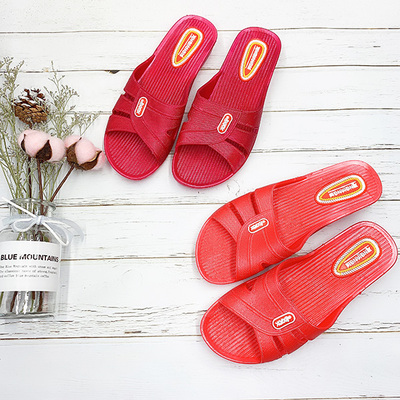 日常舒适风小跟不累脚防水拖鞋