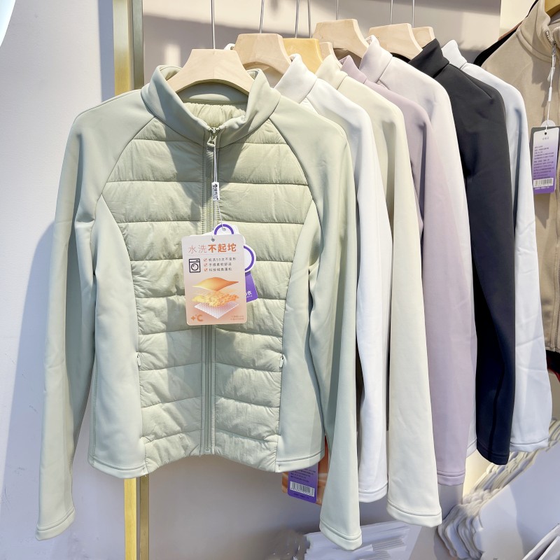 猫有范8879女士立领外套2025新款小蛮腰修身羊毛保暖上衣拼接外套