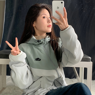 NIKE耐克男女冬新款抗风防雨冲锋衣棉服加厚绒可过冬FB8619-330