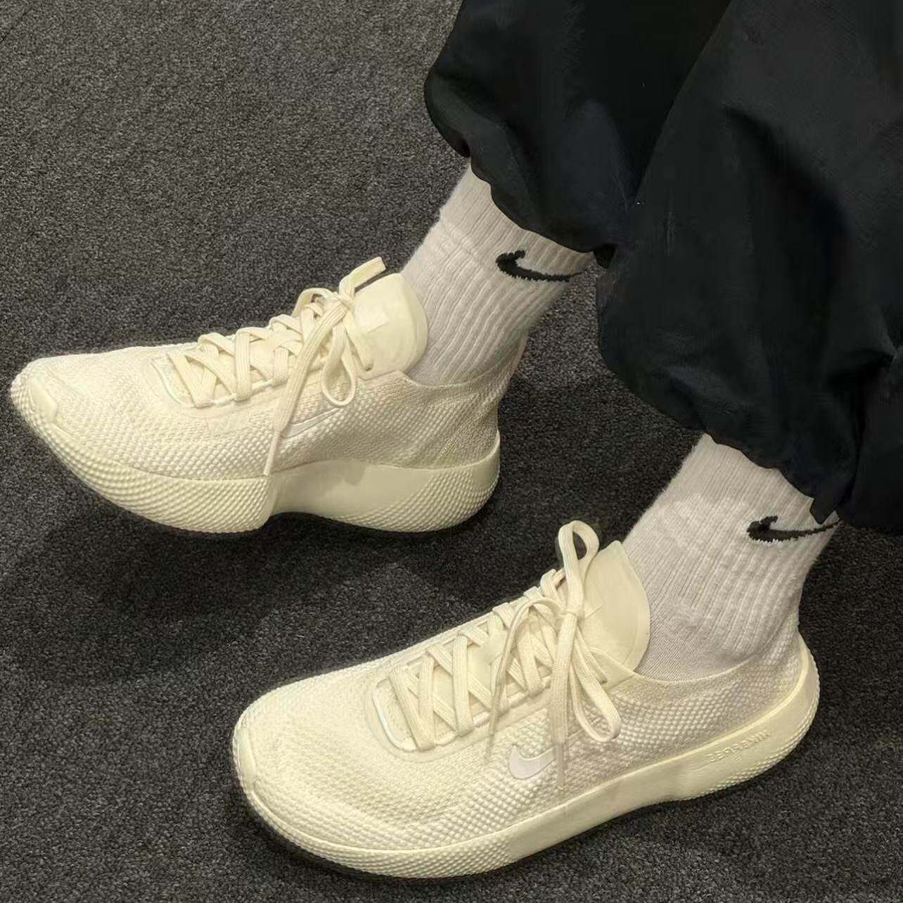 Nike/耐克2026春夏新款男女轻便透气运动训练鞋轻便HF2720-101