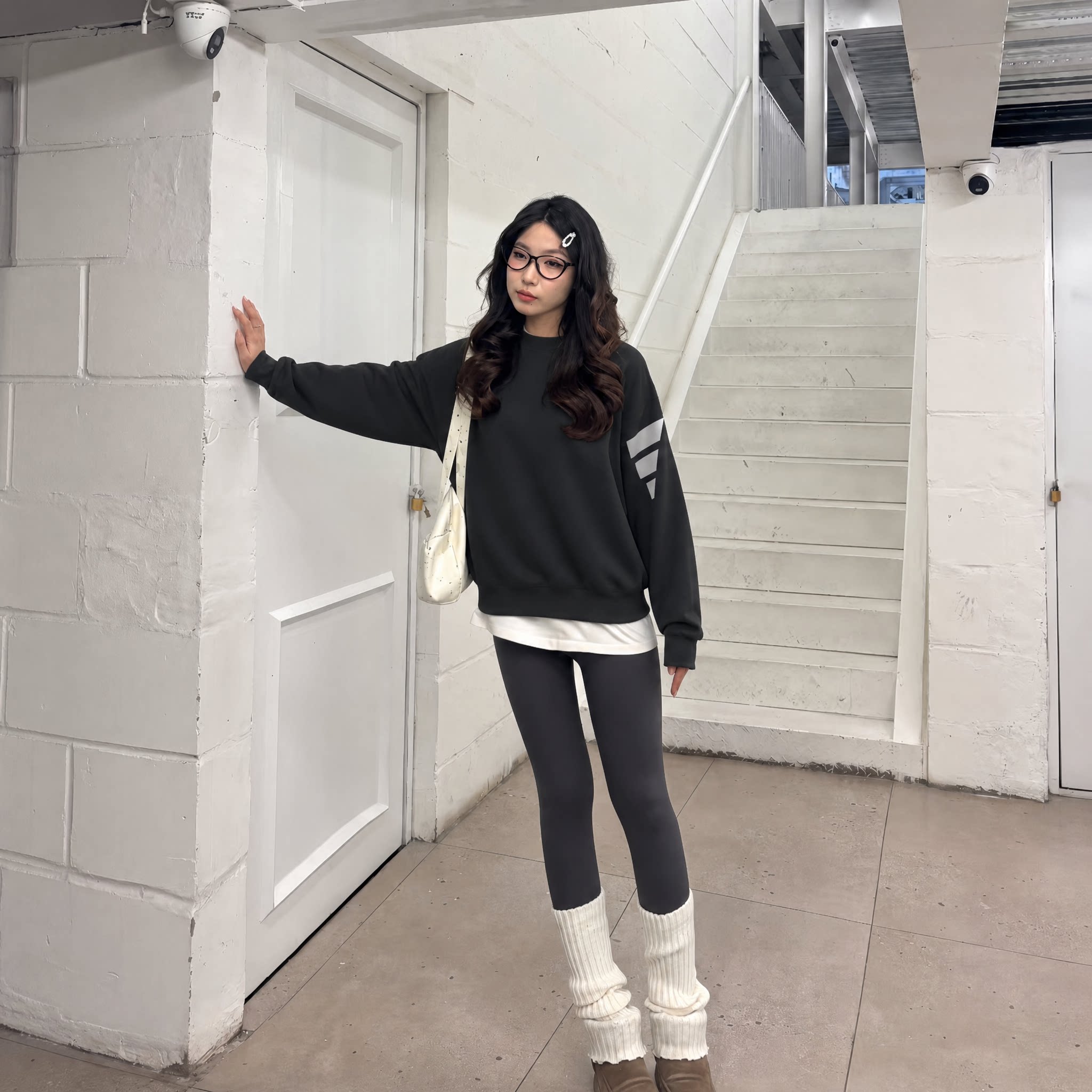 阿迪达斯简约宽松男女长袖卫衣