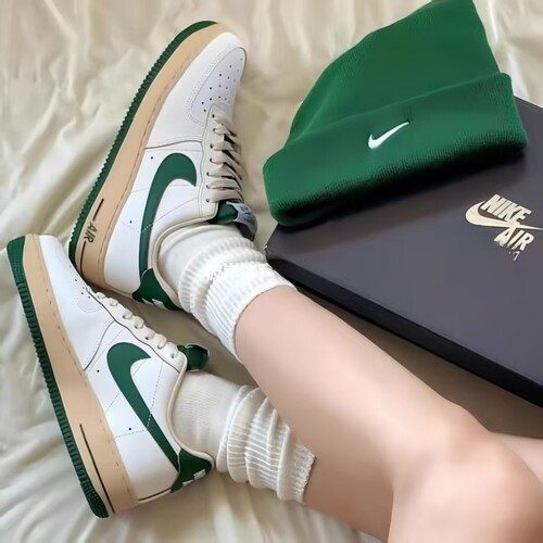 NIKE/耐克 AIR FORCE 1 '07女子空军一号休闲运动板鞋DZ4764-133